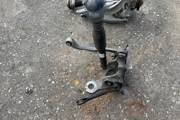 ZAVĚŠENÍ LEVÉ ZADNÍ AUDI Q5 (8R) 8R0035AB 2014