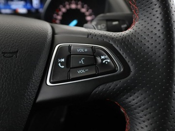 Ford Kuga III 2019 Ford Kuga automat skóra/alcantara navi klima auto, zdjęcie 29