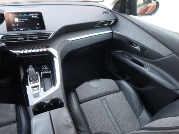 Peugeot 3008 II Crossover 1.5 BlueHDI 130KM 2018 Peugeot 3008 1.5 BlueHDi, Salon Polska, zdjęcie 7