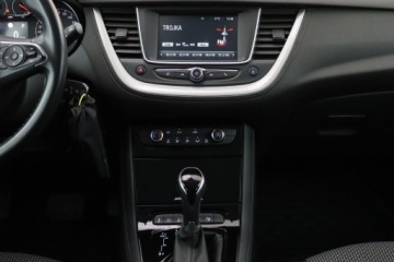 Opel 2020 Opel Grandland 1.2 Turbo, Salon Polska, zdjęcie 11