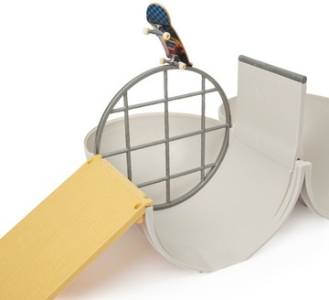 Tech Deck Rampa Set с Big Vert Wall и SkatePark + Bateboarding Barrier