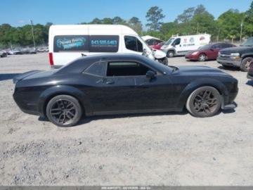 Dodge Challenger III 2019 Dodge Challenger Srt Hellcat Redeye Widebody 2019 6.2 Benzyna 797KM, zdjęcie 5
