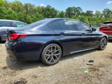 BMW Seria 5 G30-G31 2022 BMW Seria 5 530Xi 2022 2.0 Benzyna 248KM, zdjęcie 3