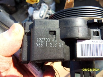 КОМБИНИРОВАННЫЙ ПЕРЕКЛЮЧАТЕЛЬ PEUGEOT 206CC 96511203XT