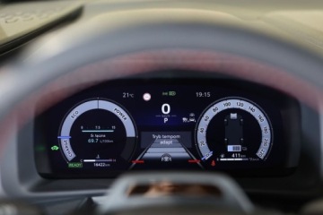 Toyota C-HR II SUV 2.0 Hybrid Dynamic Force 197KM 2024 Toyota C-HR 2.0 Hybrid Dynamic Force GR Sport 2.0 Hybryda 197KM, zdjęcie 21