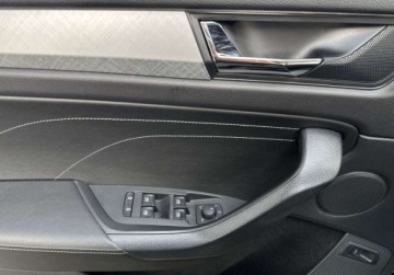 Skoda Kodiaq I SUV Facelifting 2.0 TDI SCR 150KM 2022 Skoda Kodiaq Kodiaq Ambition 2.0TDI DSG ACC Matrix Hak Kamera Ambiente Pod, zdjęcie 16