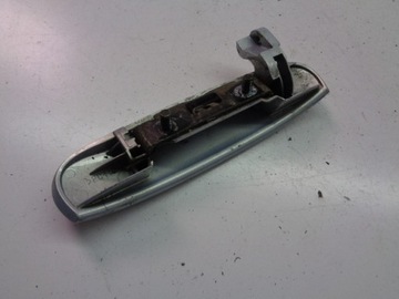 KLIKA DVEŘE PRAVÝ ZADNÍ MITSUBISHI COLT 2004-2008