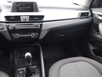 BMW X1 F48 Crossover sDrive18d 150KM 2016 BMW X1 sDrive18d, Navi, Klima, Klimatronic, zdjęcie 7