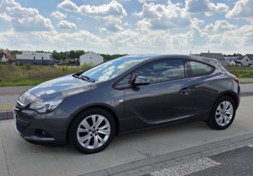 Opel Astra J Hatchback 5d 1.4 Turbo ECOTEC 120KM 2011 Opel Astra Opel Astra J GTC 1,4 Turbo 120 KM Edition Navi Kamera Bluetooth, zdjęcie 1