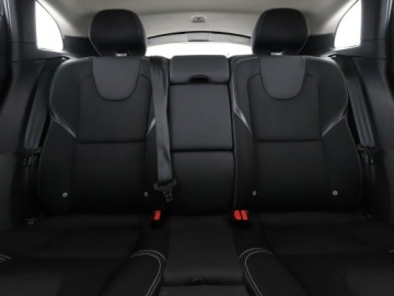 Volvo V40 II 2018 Volvo V40 Momentum kamera navi grzane fotele LED, zdjęcie 17