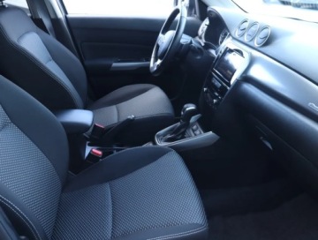 Suzuki Vitara III 2022 Suzuki Vitara 1.5 Hybrid, Salon Polska, zdjęcie 8