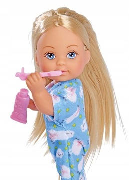 Симба Эви засыпает 105733406