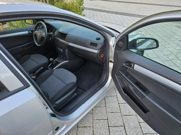 Opel Astra H Hatchback 5d 1.6 Twinport ECOTEC 105KM 2007 Opel Astra 1.6 105 km klima, elektryka, zadbany, zdjęcie 15