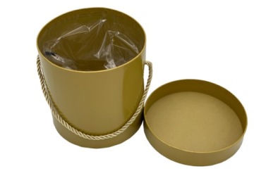 Подарочная коробка Flowerbox 12x12 см золото