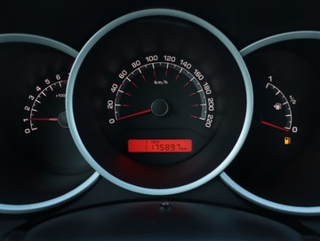 Kia Venga Mikrovan 1.4 DOHC CVVT 90KM 2010 Kia Venga 1.4 CVVT, Salon Polska, Klima, zdjęcie 10