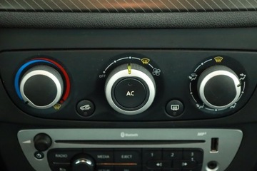 Renault Megane III Grandtour Facelifting 2013 dCi 110KM 2013 Renault Megane 1.5 dCi, Salon Polska, Klima, zdjęcie 9