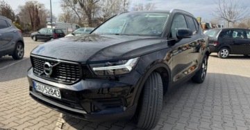 Volvo XC40 Crossover 2.0 T4 190KM 2020 Volvo XC 40 2.0 Benzyna 190KM, zdjęcie 1