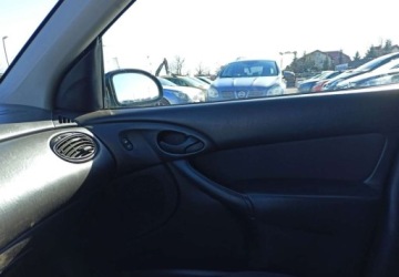 Ford Focus I Kombi 1.8 16V 115KM 2002 Ford Focus Ford Focus 1.8 Benzyna 115KM, zdjęcie 13