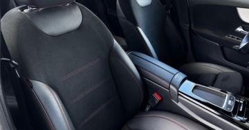 Mercedes Klasa A W177/V177 Sedan Facelifting 2.0 220 190KM 2023 Mercedes-Benz Klasa A Salon PL 4Matic AMG Line Kamera MBUX CarPlay Android, zdjęcie 21