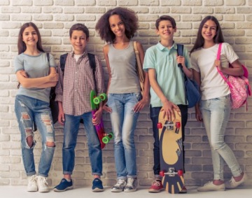 НАБОР КОСМЕТИКИ ZIAJA JEJU РОЗОВЫЙ ДЛЯ ПОДРОСТКОВ С КОСМЕТИЧКОЙ В ПОДАРОК