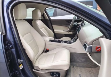 Jaguar XE 2019 Jaguar XE Jaguar XE 2.0 T Prestige 2.0 Benzyna 200KM, zdjęcie 10