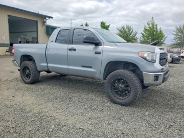 Toyota Tundra II 2020 Toyota Tundra Sr5 2020 5.7 Benzyna 381KM, zdjęcie 4