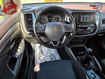 Mitsubishi Outlander III SUV Facelifting 2017 2.0 150KM 2017 Mitsubishi Outlander 2.0 16v 150KM - kamera, bezwypadkowy, w pelni serwiso, zdjęcie 25