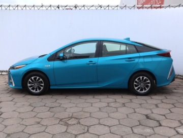 Toyota Prius IV Hatchback 1.8 Hybrid 122KM 2017 Toyota Prius 1.8 PHV, Salon Polska, Serwis ASO, zdjęcie 2