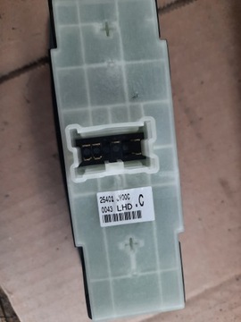 KOLEOS I FACELIFT PŘEPÍNAČ SKEL PANEL