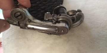 Переключатель передач Simplex JUY 543 из коллекции позволяет избежать заеданий