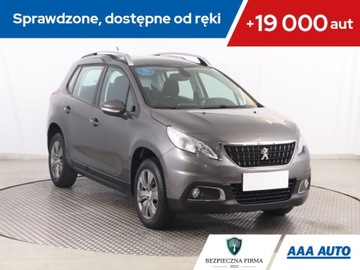 Peugeot 2008 I SUV Facelifting 1.2 PureTech 130KM 2016 Peugeot 2008 1.2 PureTech, Salon Polska