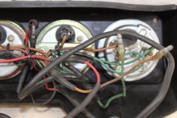 HONDA GL1100 GOLD WING ЧАСЫ ТЕМПЕРАТУРА ЗАРЯДКИ ВРЕМЯ ЗАРЯДКИ