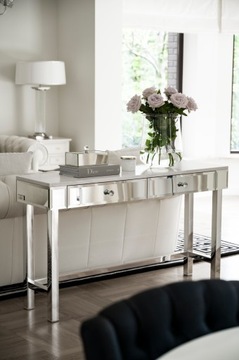 Зеркальная консоль со столешницей Calacatta, хромированная рама