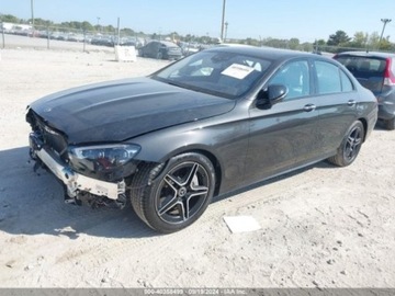 Mercedes Klasa E W214 2023 Mercedes-Benz Klasa E 450, 2023r., 4x4, 3.0L 3.0 Benzyna 362KM, zdjęcie 1