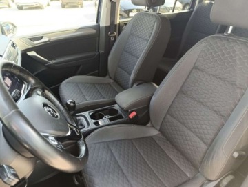 Volkswagen Touran III 1.6 TDI 115KM 2018 Volkswagen Touran VW Touran 1.6 Diesel 115KM Comfortline Navi Podgrzewane, zdjęcie 17