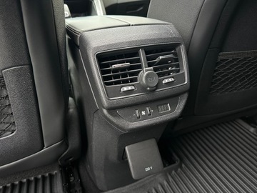 Peugeot 5008 II Crossover 1.6 THP 165KM 2018 PEUGEOT 5008*1.6 BENZYNA*165 KM*ALLURE*GT-LINE*FULL OPCJA*7 OSÓB*AUTOMAT*, zdjęcie 18