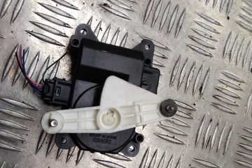 MOTOREK KRYT KOLEKTORU TOYOTA PRIUS HATCHBACK (_W2_) 0637007960 1.5L