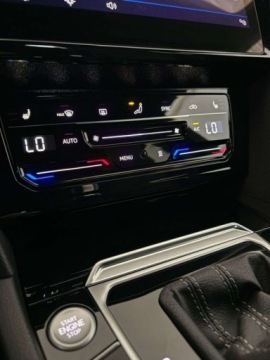 Volkswagen Arteon Fastback Facelifting 2.0 TSI 190KM 2022 Volkswagen Arteon R-Line 2.0 TSI 190KM DSG Salon PL Serwisowany FV23, zdjęcie 16