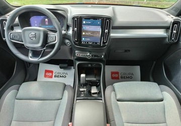 Volvo XC40 2023 Volvo XC 40 2.0 B3 MILD HYBRID Automat PlusDark SalonPL SerwisASO FV23 Gwa, zdjęcie 9