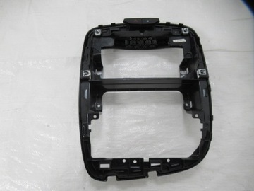 CLIO IV STELAZ PODSTAWA PANELU SRODKOWEGO