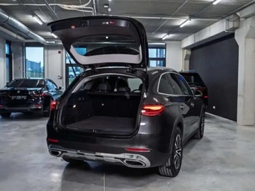 Mercedes GLC C254/X254 Coupe 2.0 220d 197KM 2025 GLC 220 d 4-Matic Avantgarde 2.0 (197KM) 2025, zdjęcie 6