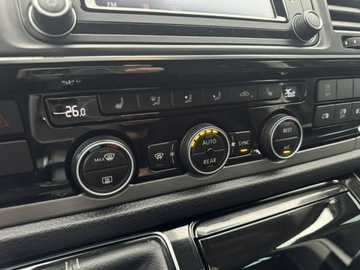 Volkswagen Multivan T6 2016 Volkswagen Multivan 2.0TDI 204KM 4Motion Bulli, zdjęcie 35