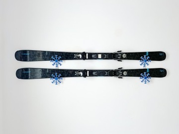 Вешалка, настенный держатель для лыж