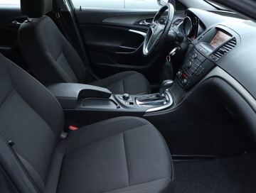 Opel Insignia I Sports Tourer 2.0 CDTI ECOTEC 160KM 2009 Opel Insignia 2.0 CDTI, Automat, Klima, zdjęcie 8
