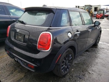 Mini Mini F56 2019 MINI Cooper S 2019, 2.0L, S, porysowany lakier 2.0 Benzyna 189KM, zdjęcie 2