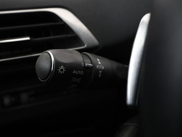 Peugeot 3008 II Crossover 1.5 BlueHDI 130KM 2020 Peugeot 3008 1.5 HDi Automat Allure Nawigacja, zdjęcie 36
