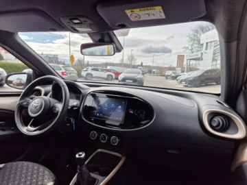 Toyota Aygo X 1.1 VVT-i 72KM 2025 Toyota Aygo X 1.0 VVTi Style 1.0 VVTi Style Salon, zdjęcie 11