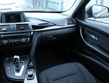 BMW Seria 3 F30-F31-F34 Touring Facelifting 2.0 316d 116KM 2018 BMW 3 316 d, Salon Polska, Automat, VAT 23%, zdjęcie 7