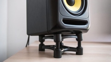 IsoAcoustics ISO-155 ИЗОЛЯТОРЫ ПОДКЛАДКИ МОНИТОРЫ