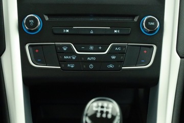 Ford Mondeo V Sedan 2.0 TDCi 150KM 2018 Ford Mondeo 2.0 TDCI, Salon Polska, Serwis ASO, zdjęcie 10